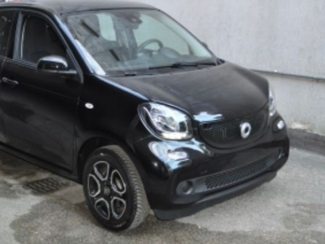 SMART FORFOUR NERA